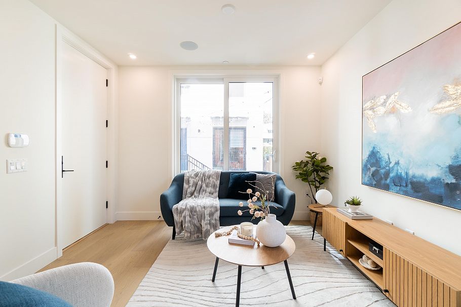 121 1552 E 3rd Avenue Vancouver, BC - 7