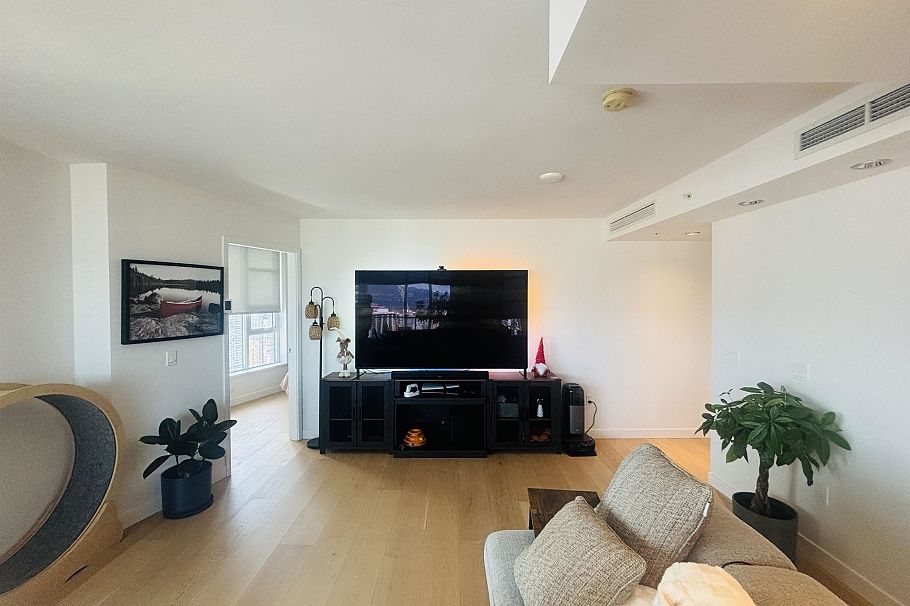 3502 1289 Hornby Street Vancouver, BC - 6