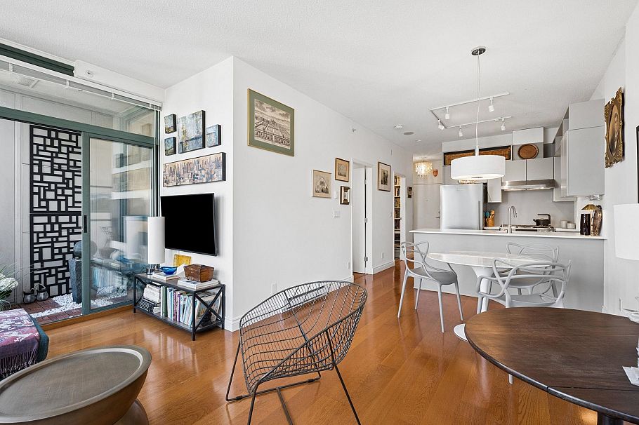 705 1239 W Georgia Street Vancouver, BC - 6