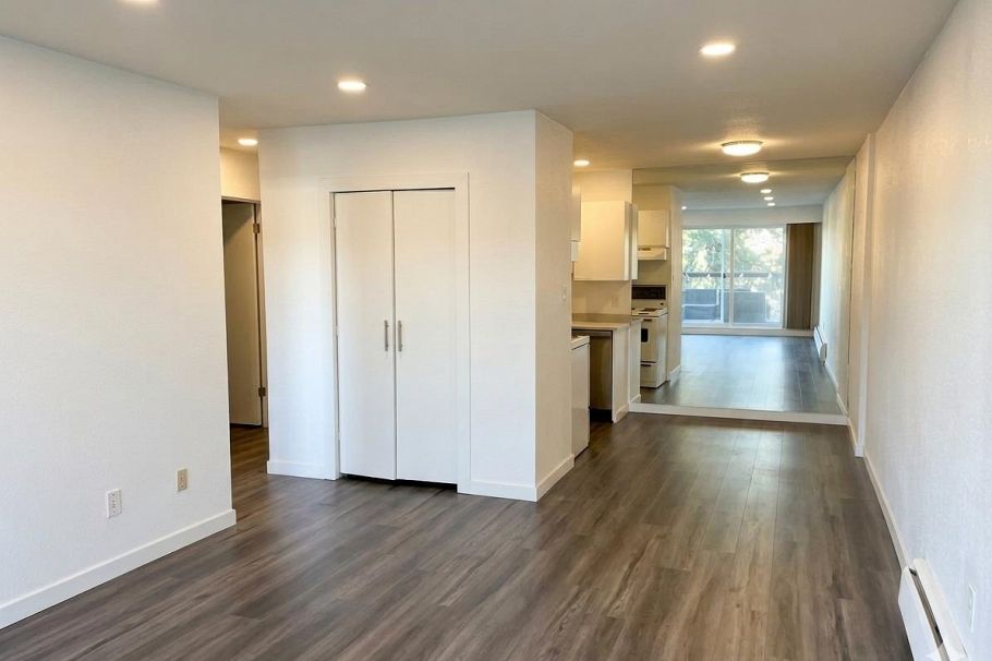 409 774 GREAT NORTHERN WAY, Vancouver BC V5T 1E1 Vancouver, BC - 4