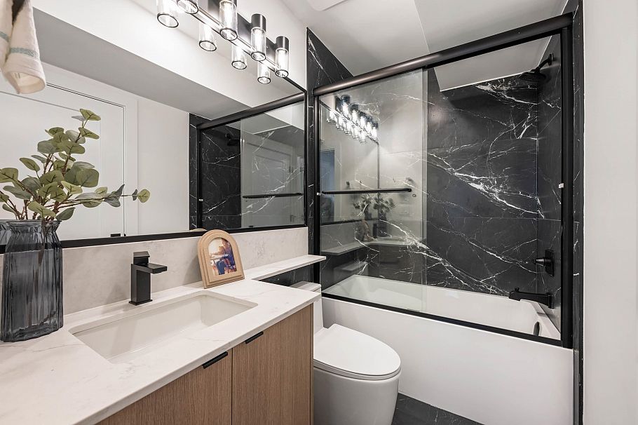 4 3065 Charles Street Vancouver, BC - 33