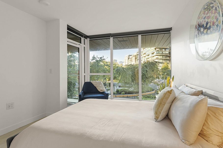 1755 Columbia Street Vancouver, BC - 21