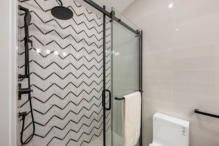 4 3065 Charles Street Vancouver, BC - 20