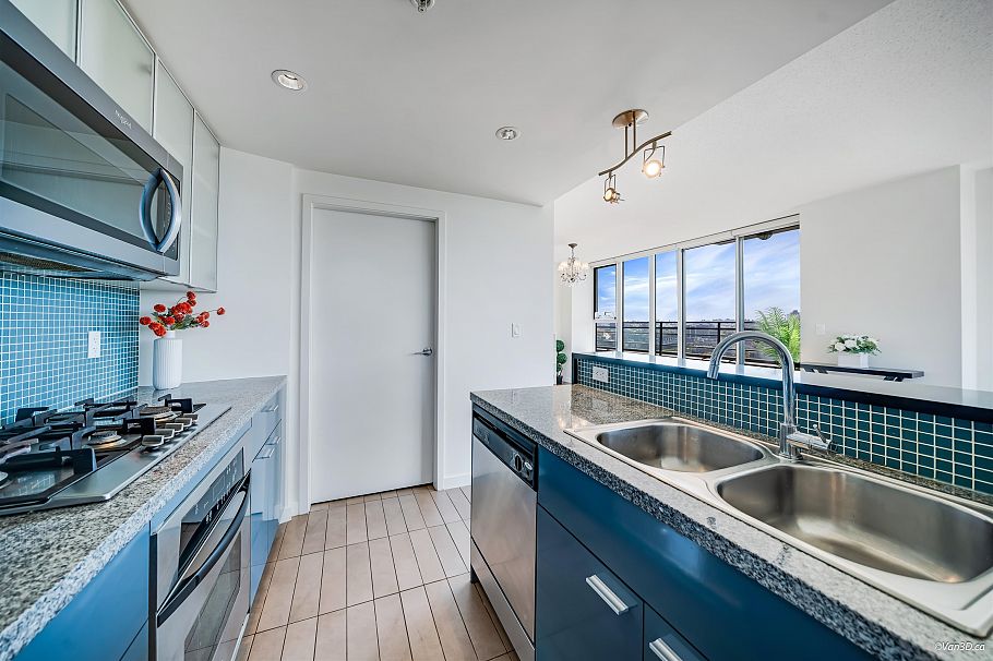 3305 33 Smithe Street Vancouver, BC - 8