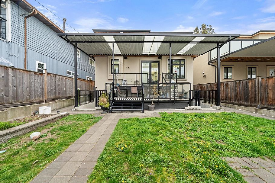 416 E 63rd Avenue Vancouver, BC - 33