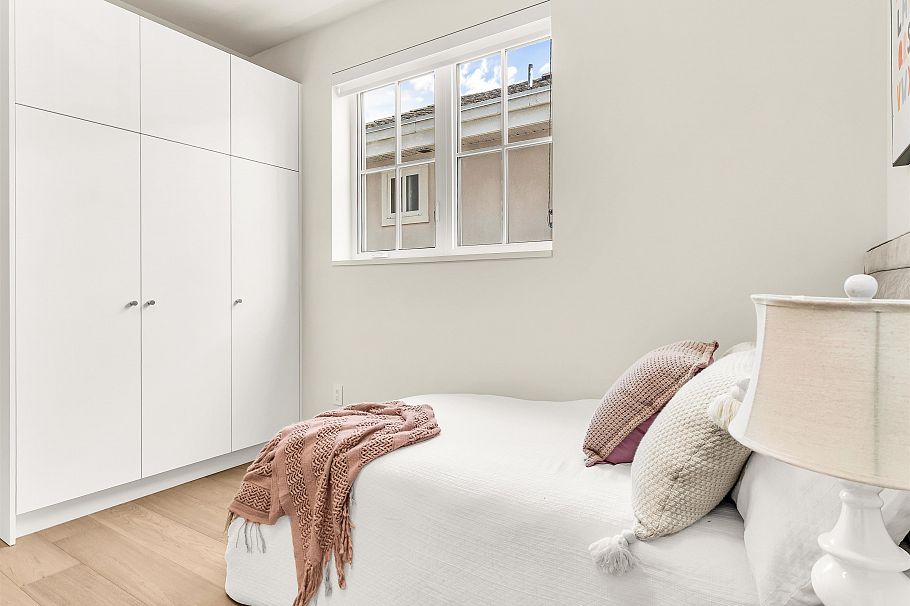 1 2043 W 45th Avenue Vancouver, BC - 28