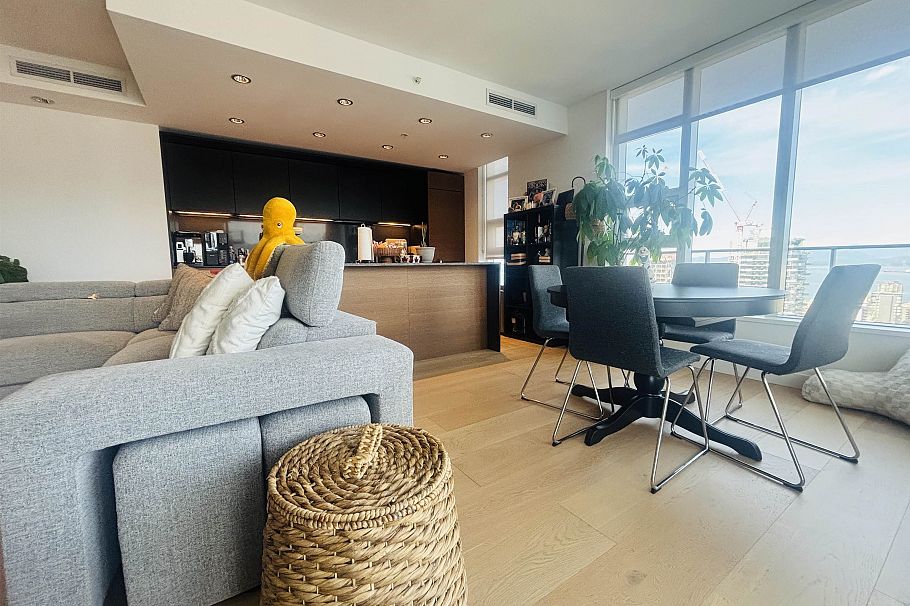 3502 1289 Hornby Street Vancouver, BC - 5