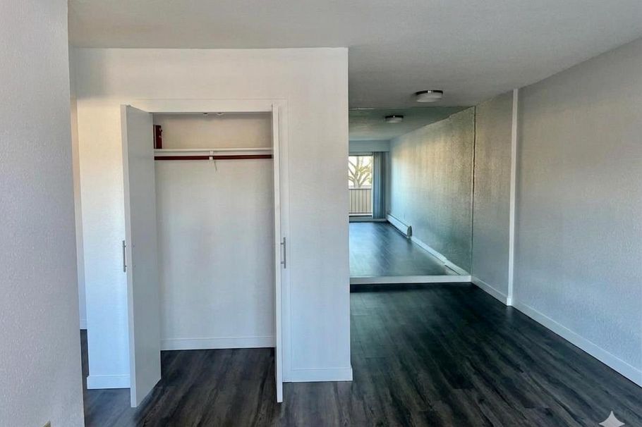 409 774 GREAT NORTHERN WAY, Vancouver BC V5T 1E1 Vancouver, BC - 9