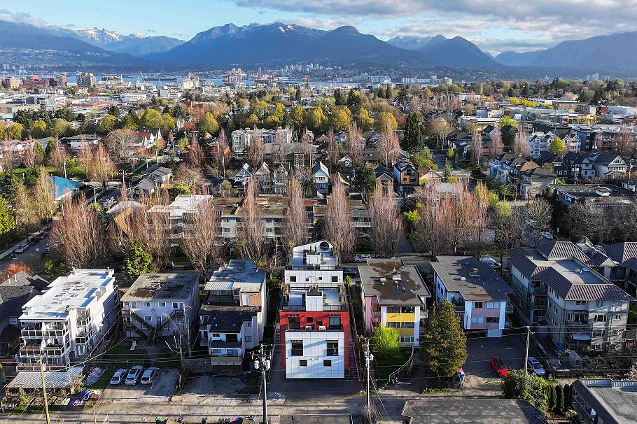 121 1552 E 3rd Avenue Vancouver, BC - 30