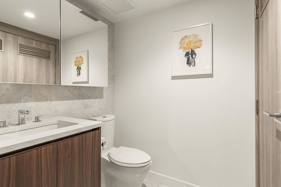 1755 Columbia Street Vancouver, BC - 17