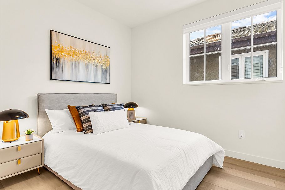 1 2043 W 45th Avenue Vancouver, BC - 22