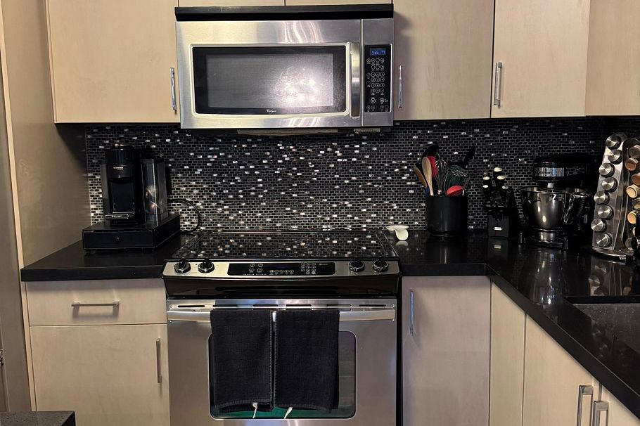 117 2416 W 3rd Avenue Vancouver, BC - 4