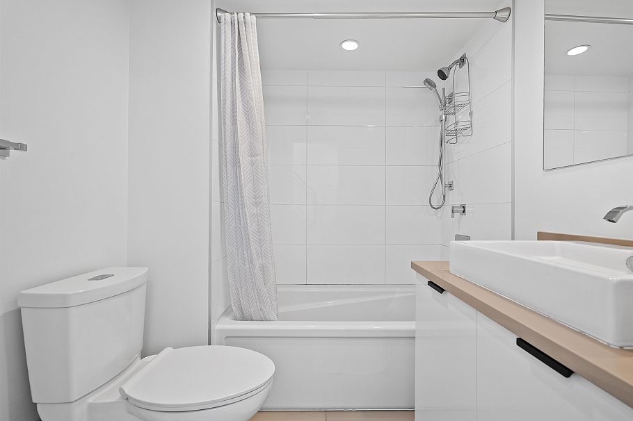 216 455 E 16th Avenue Vancouver, BC - 12