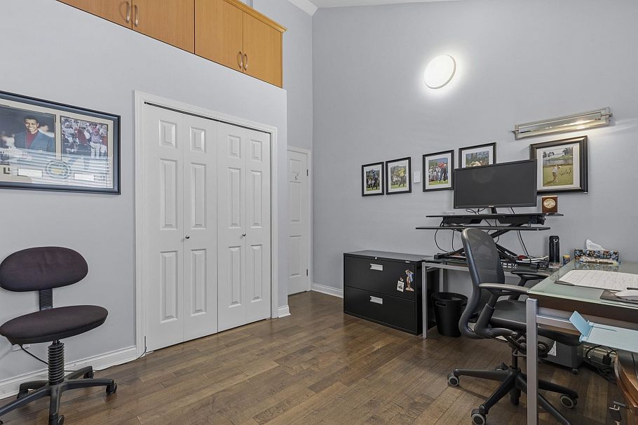 31 W 15th Avenue Vancouver, BC - 27