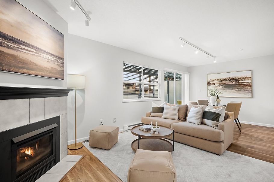 935 E 8th Avenue Vancouver, BC - 2