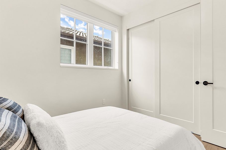 1 2043 W 45th Avenue Vancouver, BC - 24