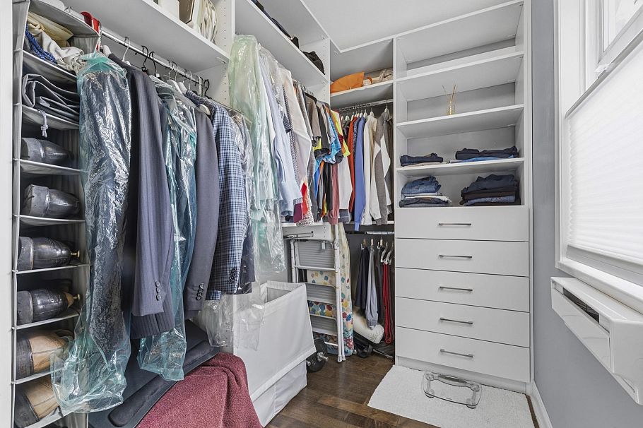 31 W 15th Avenue Vancouver, BC - 24