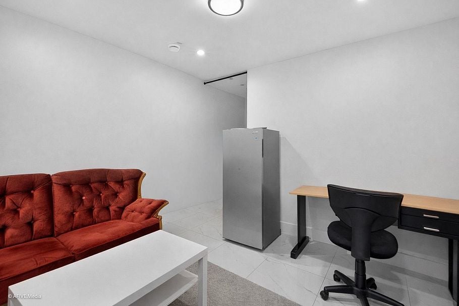 1052 E 50th Avenue Vancouver, BC - 28