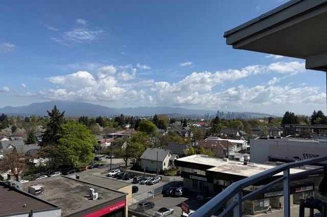 609 4028 Knight Street Vancouver, BC - 24