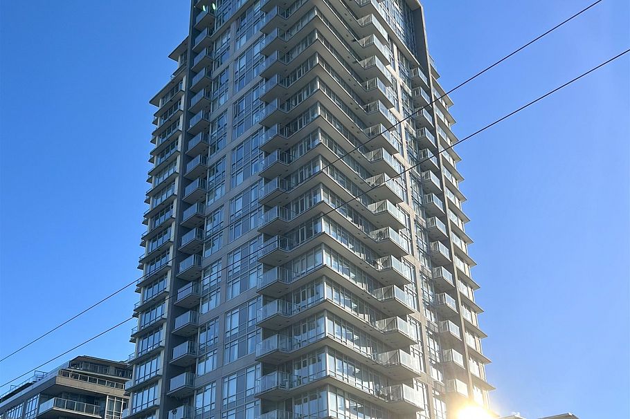 1906 4815 Eldorado Mews Vancouver, BC - 1