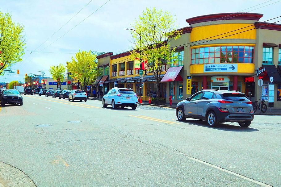 1745 Graveley Street Vancouver, BC - 36