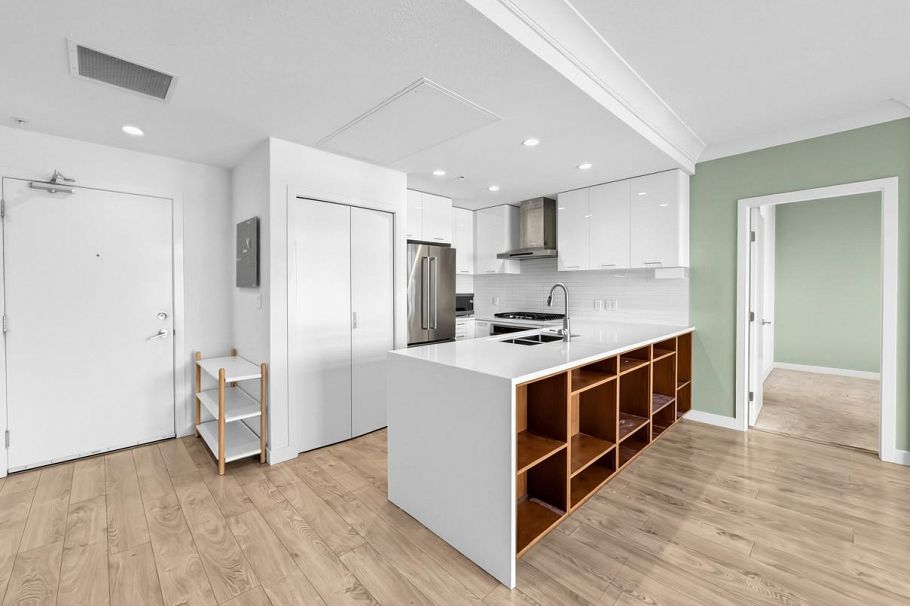Ph8 3581 Ross Drive Vancouver, BC - 35