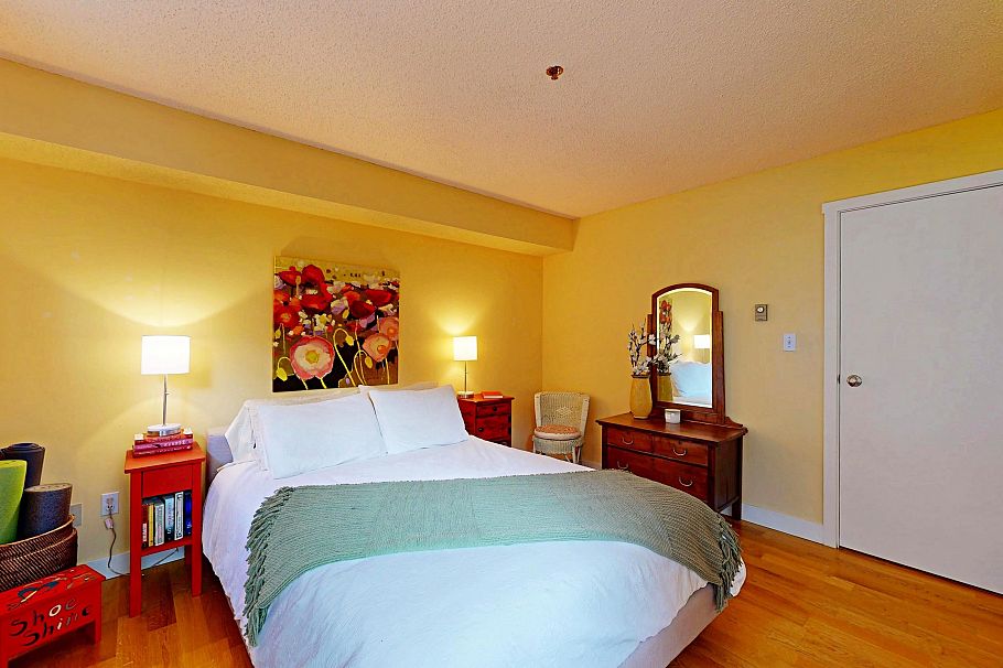 103 735 W 15 Avenue Vancouver, BC - 25