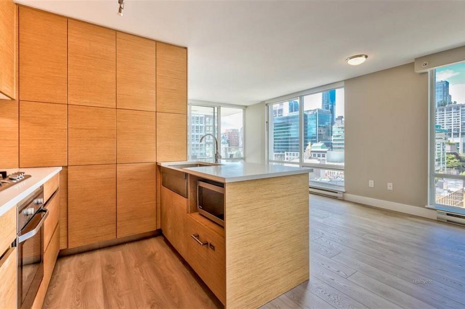 100X 565 SMITHE STREET, Vancouver BC V6B 0E4 Vancouver, BC - 2