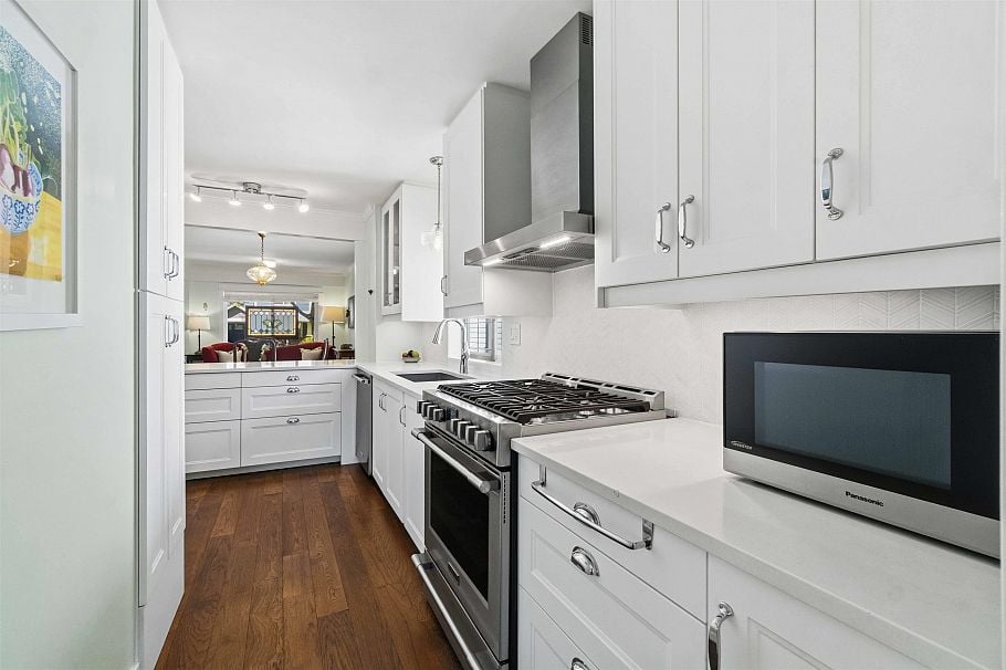 4322 Welwyn Street Vancouver, BC - 11
