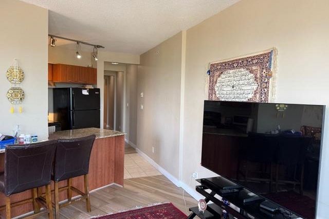 609 4028 Knight Street Vancouver, BC - 19