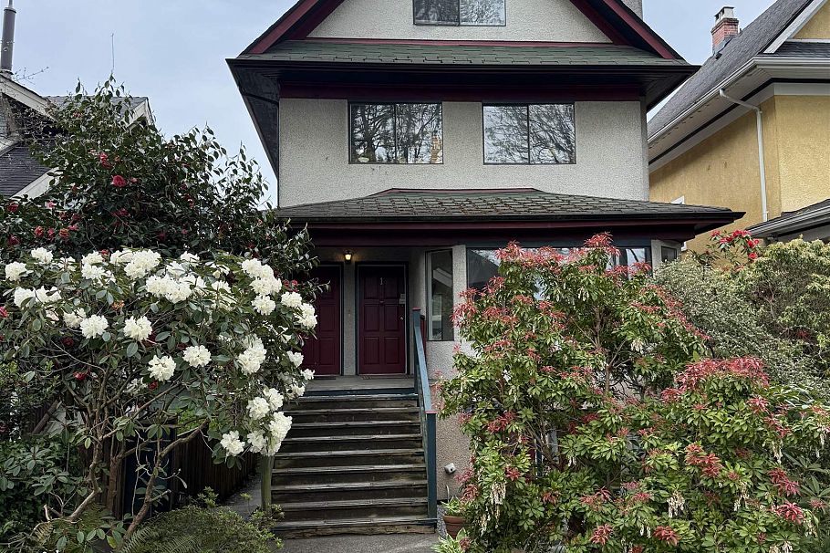 4 131 W 13 AVENUE, Vancouver BC V6Y 1V8 Vancouver, BC - 1