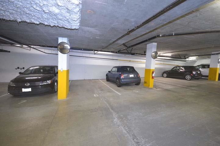 902 1088 W 14th Avenue Vancouver, BC - 24