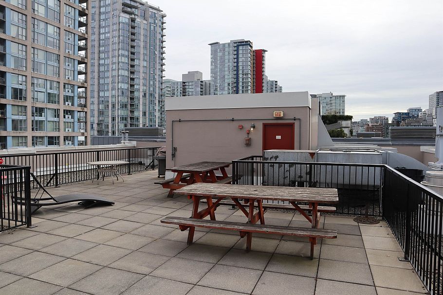 703 518 Beatty Street Vancouver, BC - 32