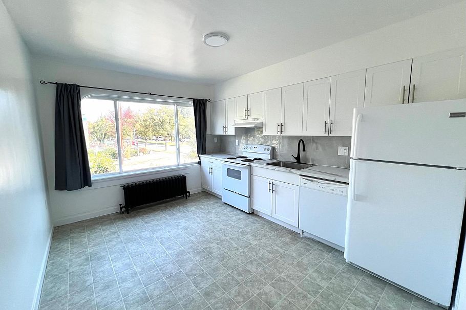 465-485 Victoria Drive Vancouver, BC - 7