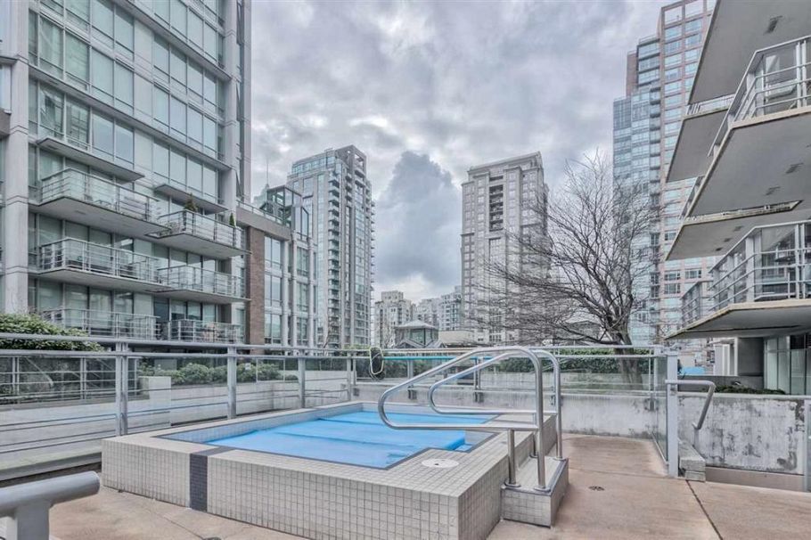 100X 565 SMITHE STREET, Vancouver BC V6B 0E4 Vancouver, BC - 17