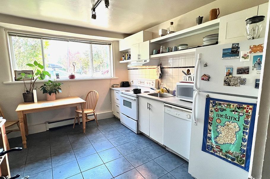 465-485 Victoria Drive Vancouver, BC - 24