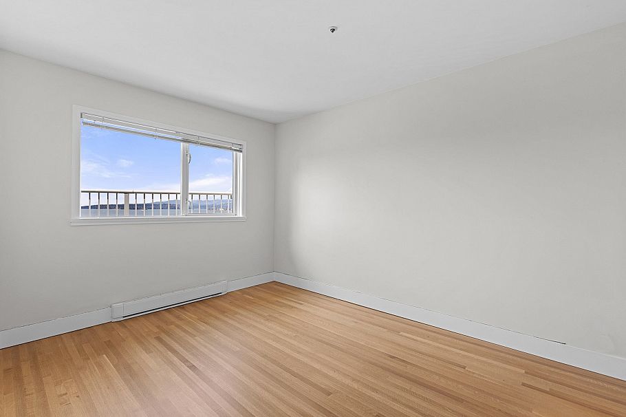 302 2215 Mcgill Street Vancouver, BC - 14