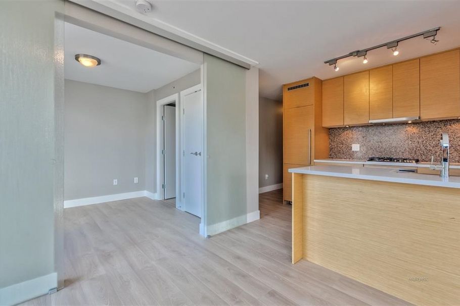 100X 565 SMITHE STREET, Vancouver BC V6B 0E4 Vancouver, BC - 3