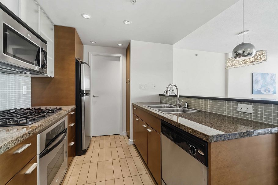 1101 980 Cooperage Way Vancouver, BC - 12