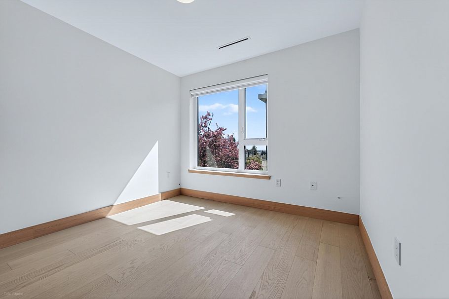 3 1495 E 58th Avenue Vancouver, BC - 11