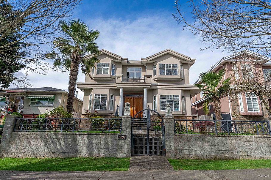 1437 E 58th Avenue Vancouver, BC - 1