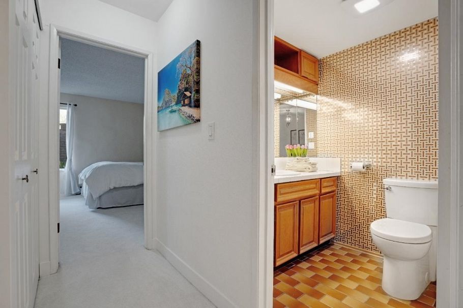 109 3875 W 4th Avenue Vancouver, BC - 12