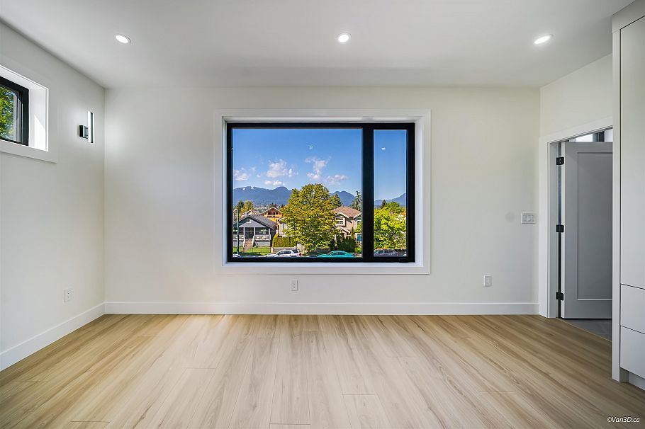 1 2636 Mcgill Street Vancouver, BC - 15