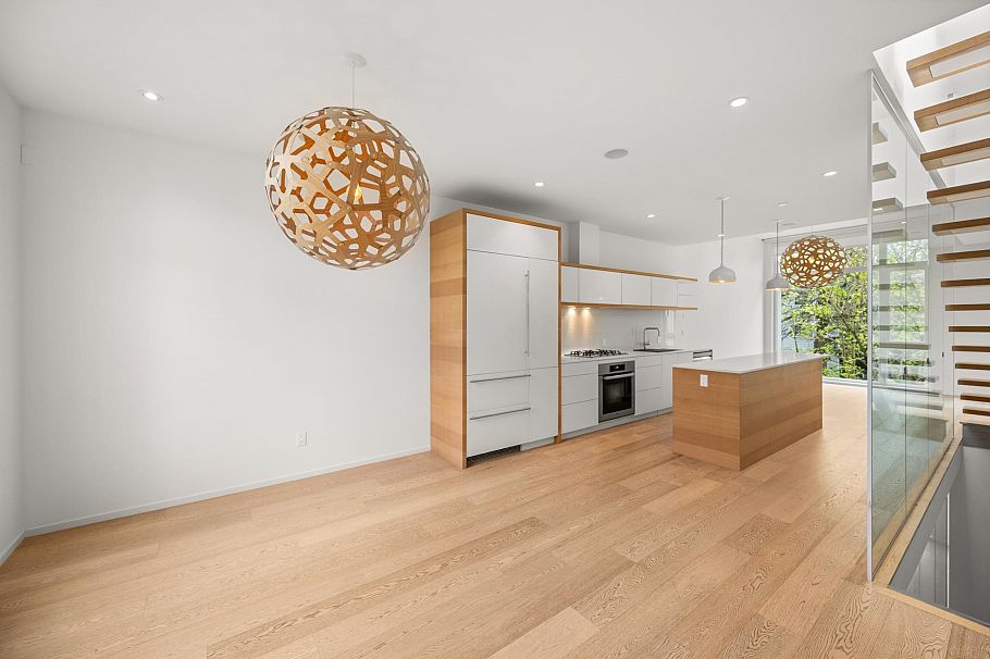 1889 W 2nd Avenue Vancouver, BC - 11