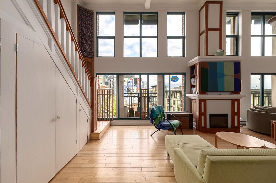 607 22 E Cordova Street Vancouver, BC - 2