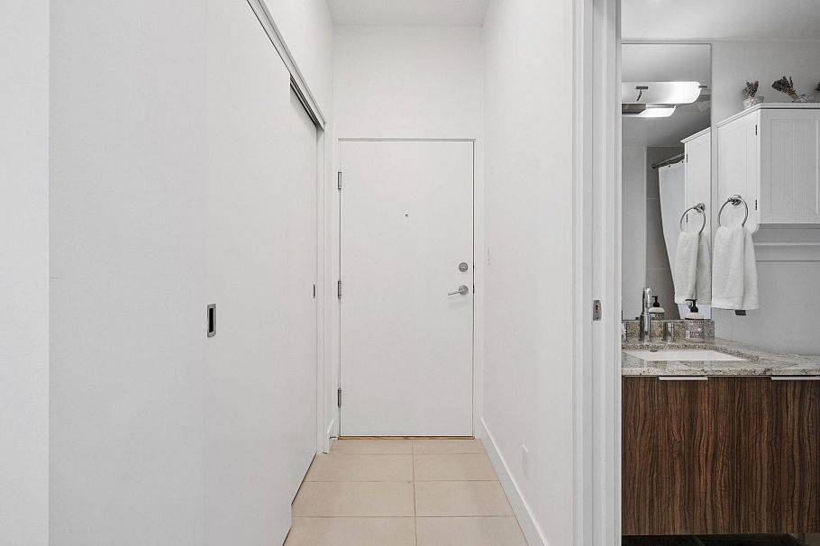 1906 1088 Richards Street Vancouver, BC - 18