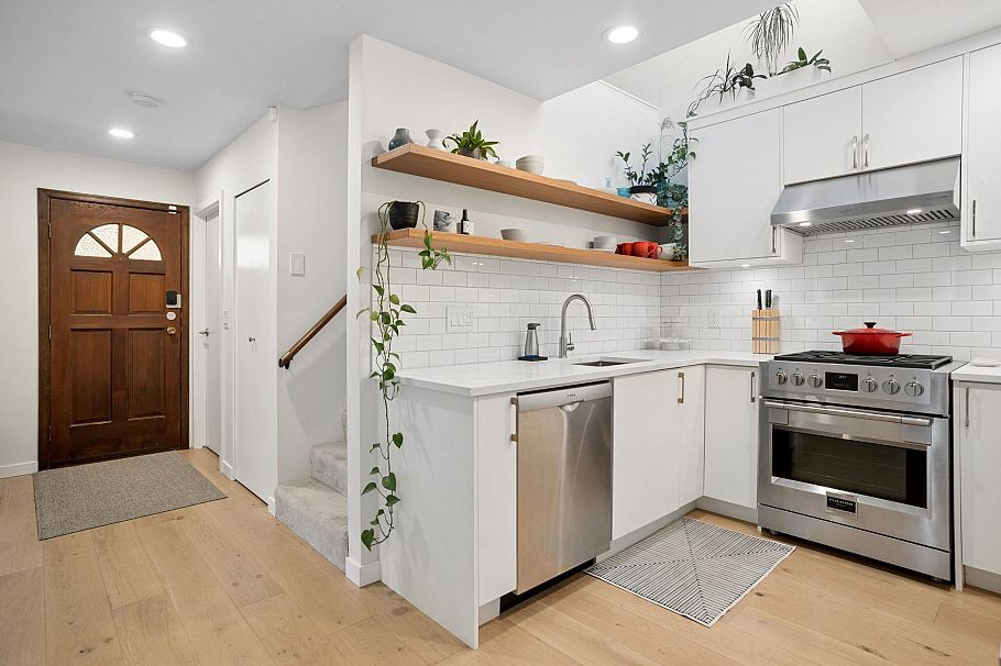 2421 Trafalgar Street Vancouver, BC - 17