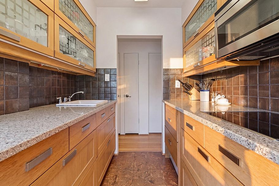 602 1315 Cardero Street Vancouver, BC - 10