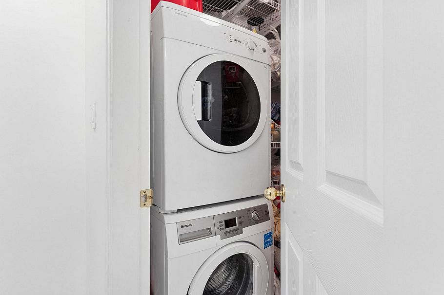 42 6511 Chambord Place Vancouver, BC - 31