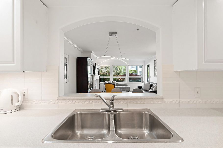 103 1145 E 29th Street North Vancouver, BC - 15